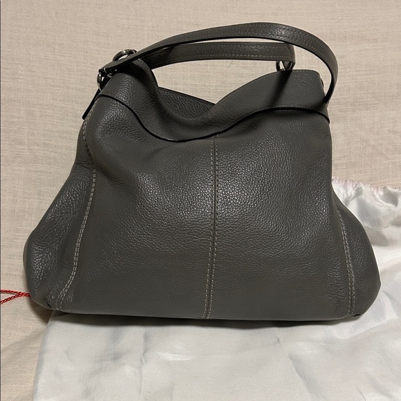 Coach Gray Leather Shoulder Bag - Picture 4 of 11